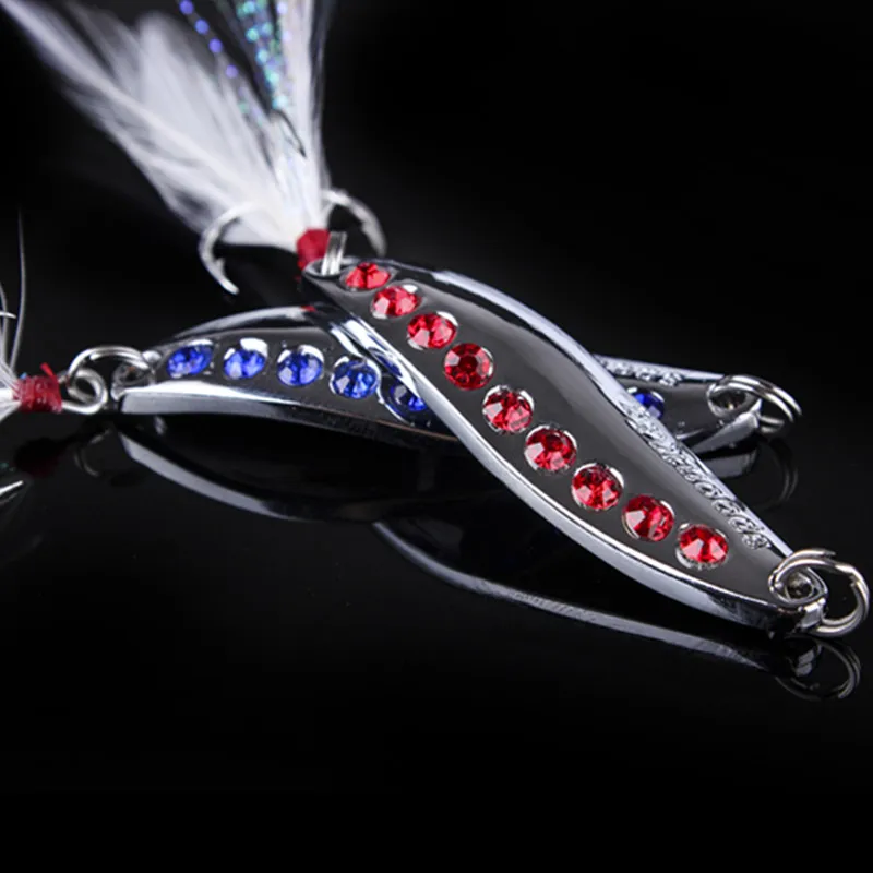 

1pcs Silver/Golden 7.5g 10.5g 15g 20g Alloy Fishing Spoon Lures Hard Bait Fresh Water Sequin Paillette with Feather Tackle Pesca