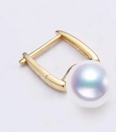 pearl earrings