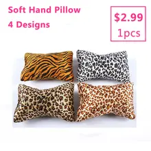 Soft Nail Art Pillow Hand Holder Sponge Cushion Armrest for Manicure Products Nail Pillow for Manicure 4 Styles Optional