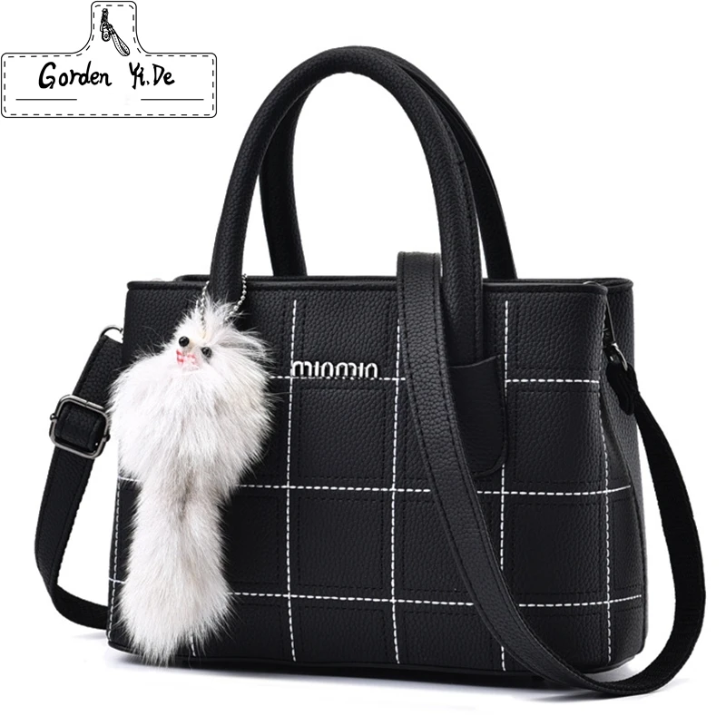 

Gorden Yi De 2017 Trendy Style PU Leather Woman Small Square Bag Fashion Woman Shoulder Bag Cute Plush Ball Woman Messenger Bag