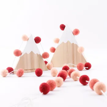 

Baby Bed Bell 100% 30Pcs Felt Ball Wine Red Light Orange Blush Nordic Style Nursery Decor Bunting Garland Baby Rattles Mobiles