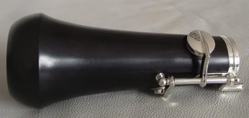 Рисунок 3 - Отличный гобой из эбенового дерева с ключом C