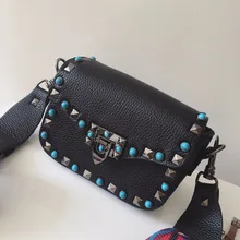 2016 Hermosas Mujeres de La Moda Bolsos de LA PU de Cuero Turquesa Remaches Cadenas Bolsas de Mano Bolso de la Aleta Del Hombro Del Mensajero de Crossbody Negro