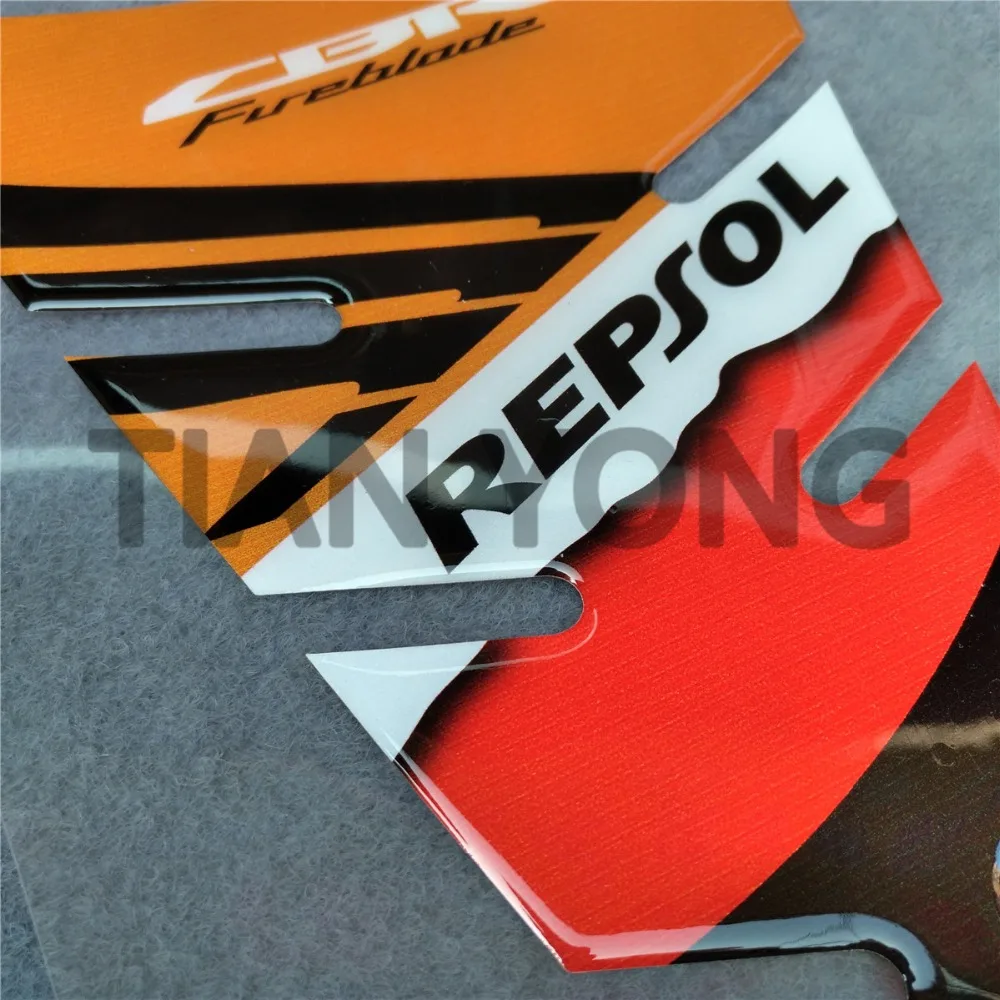  (4)