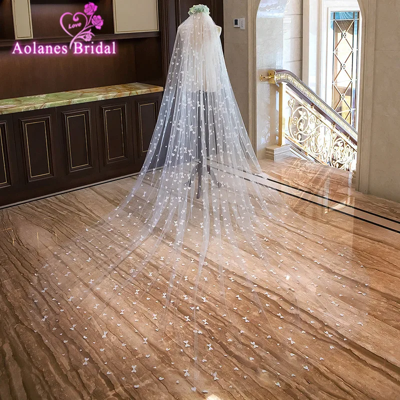 

AOLANES 2018 3M Wide 3.5M Long Light Ivory Butterfly Cut Edge One-layer Wedding Veil Appliqued Long Bridal Veils Real Photos