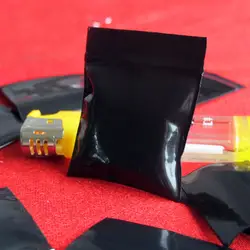 Оптовая продажа 10*15 см (3,9 "* 5,9") уплотненный черный молния Ziplock мешки поли пластиковый с возможностью повторного закрывания