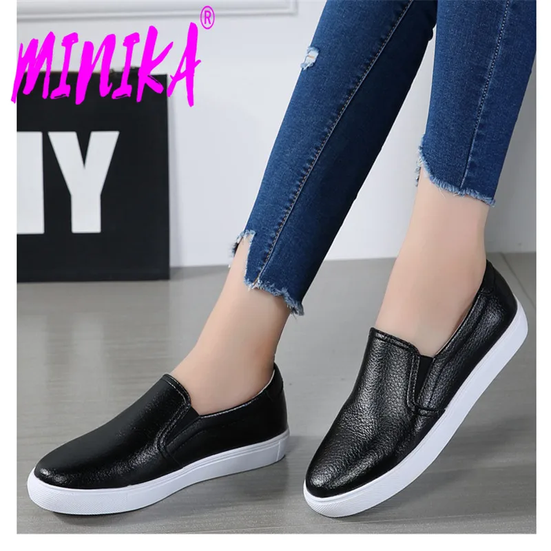 

MINIKA Genuine Leather Soft Slip-on Flat Shoes Woman Casual Breathable Wild Warm Fur Plush Cotton Lady Shoe for Winter or Autumn