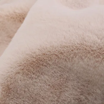 

Spot wholesale Faux fur vest clothing hair ball loaded dead rabbit fabric 25mm imitation rabbit hair