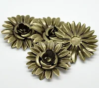 Бесплатная доставка! 10 шт. с бронзовой филигранью под старину с цветочным узором соединители для украшений Изделия из металла подарок украшения DIY 5,8x5,8 см J0060 - изображение