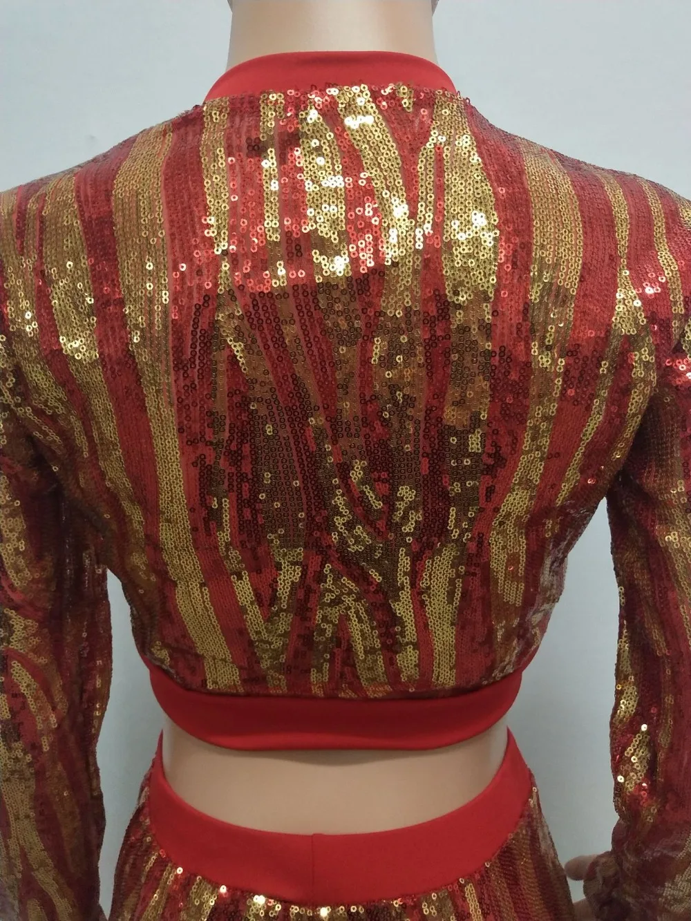7 -  -  -  -  -  (5) -  -  -  -  - 