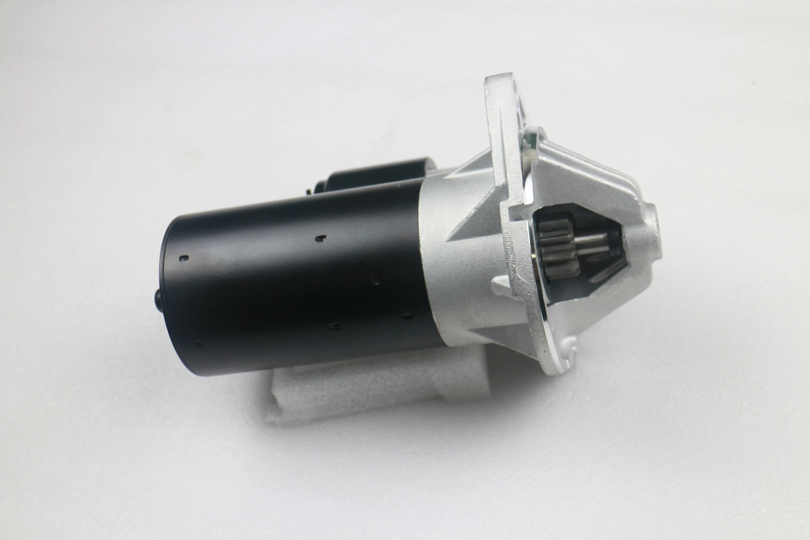 Стартовый двигатель, пригодный для Ford Falcon 6CYL ZA ZB ZC ZK ZL NA NC NF EA EB ED EF EL AU