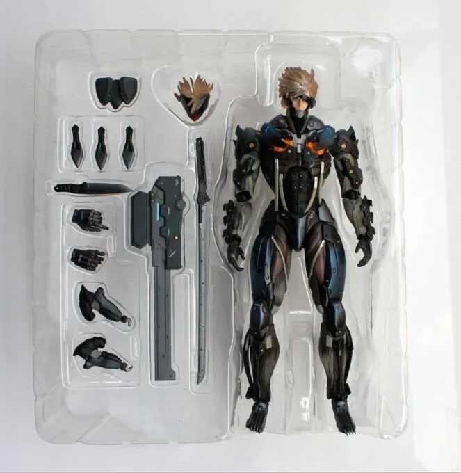 

Square Enix Metal Gear Rising Revengeance metal gear solid:rising Play Arts Kai figurine Raiden