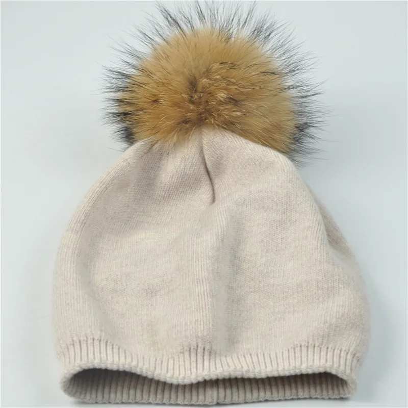 Вязаная шапка из натурального меха енота с помпонами, женские шапки бини, кашемировая зимняя шапка, Женская хлопковая шапка Skullies, шерстяная шапка
