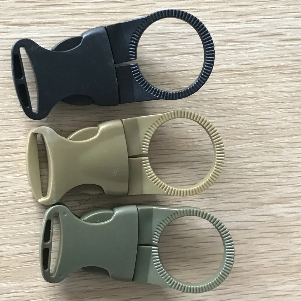 MOLLE Carabiner