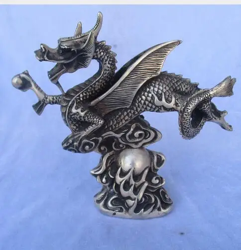 

Tibetan silver carved Flying Dragon statue/Chinese Folk art Dragon Sculpture Tibet Silver decoration bronze factory
