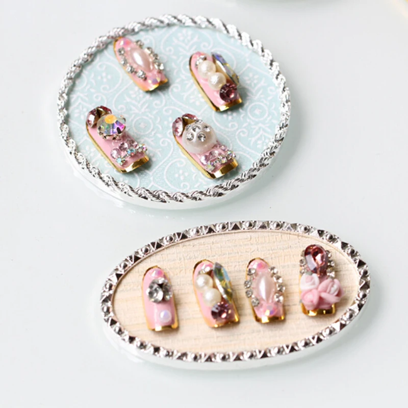 

10pcs/lot Mini Alloy False Nail Art Plate Tips Display Stand Rack Board Nail Polish Gel Display Showing Manicure Tool