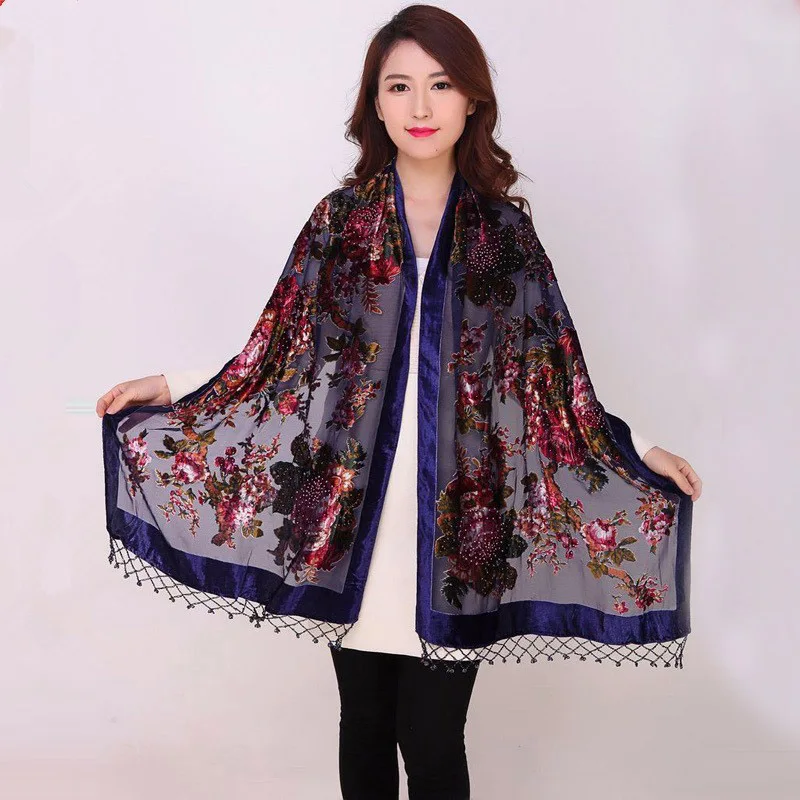 

Black New Flowers Chinese Female Velvet Silk Beaded Shawls Handmade Embroidery Scarves Scarf Long Fringe Pashmina Stole Chal