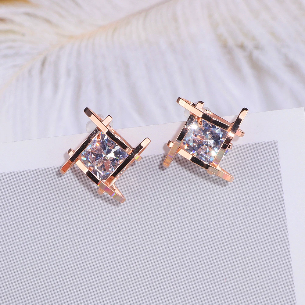Новая модная Геометрическая Серьга Brincos, элегантные квадратные циркониевые серьги-гвоздики с кристаллами для женщин и девушек, массивные Свадебные ювелирные изделия WX160