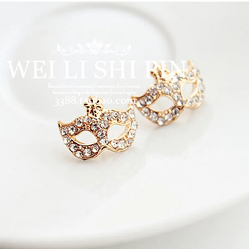 

Ed094 New Queen Mask Stud Earrings With Austrian Crystal Fashion Gold Color Stud Earrings For Women Party Jewelry Wholesale