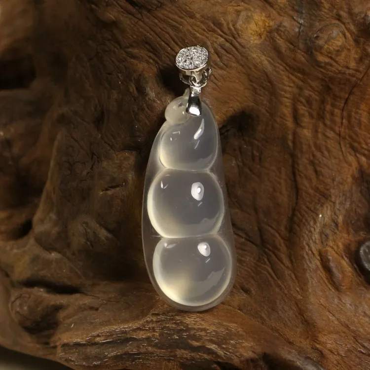 

with certificate 925 silver buckle natural primary color ice white chalcedony pendant chalcedony beans pendant lucky pendant