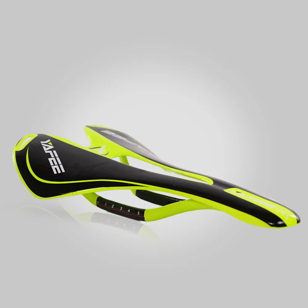 

Road Bike Saddle Carbon Fiber 3K Glossy Light Weight Mountain Bike Saddle