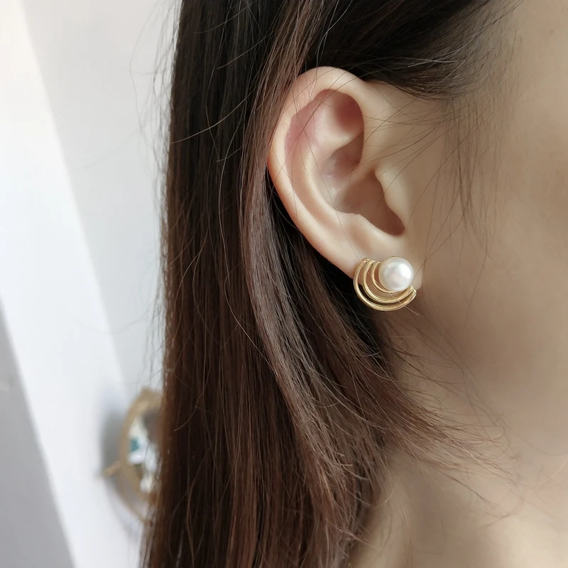 

LouLeur 925 sterling silver Olivet Sector earrings gold designer style creative texture stud earrings for women elegant jewelry
