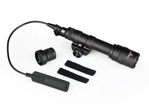 Fábrica de Vender Luz ao ar Livre para M1913 Tático Lanterna Arma Ferroviário Picatinny Gz150077 M600 Led 4 Cheap Luzes de armas