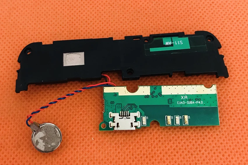 Б/у оригинальная зарядная плата с USB разъемом + Громкий динамик для OUKITEL U11 Plus MTK6750T