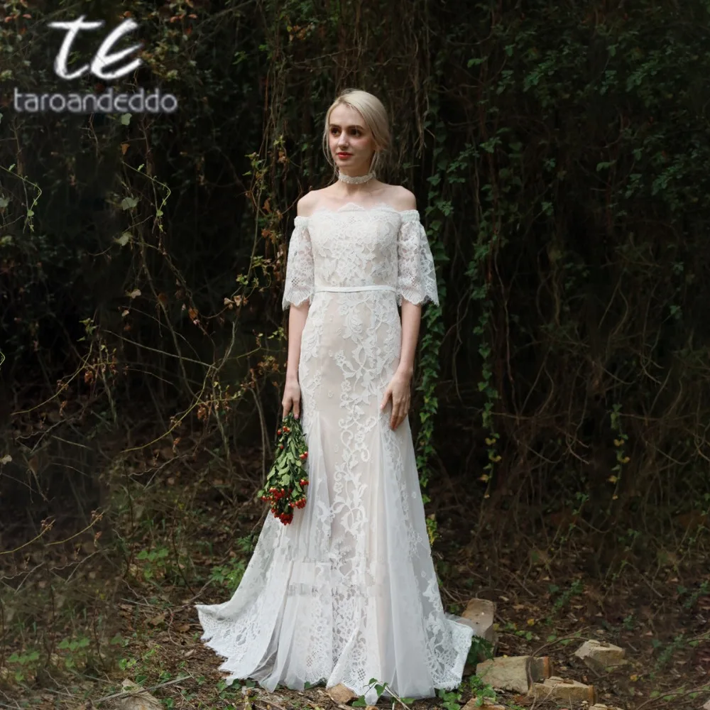 

Off the Shoulder Bateau Lace Wedding Dresses Sheath Illusion Half Sleeves Open Back Zipper Closure Bridal Gown Dress with Belt