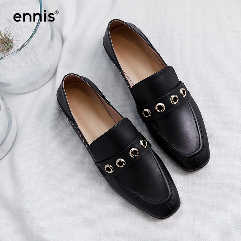 

NEW Womens Brown Shoes Genuine Leather Rivets Studs Shoes Ladies Fashion Black Flats Spring Loafers Designer Casual Shoes C959