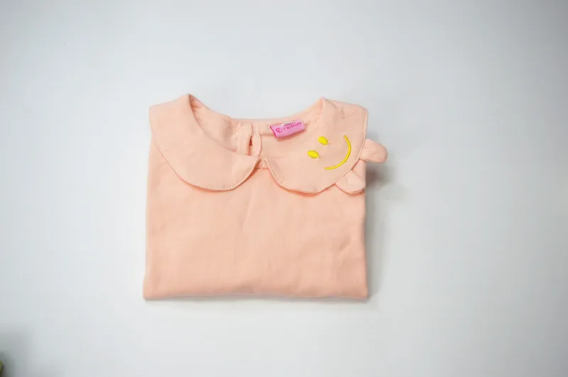 Весна, новая Корейская хлопковая футболка с длинными рукавами и вышивкой для девочек, Милая футболка с кукольным воротником, топы для детей 0-6 лет
