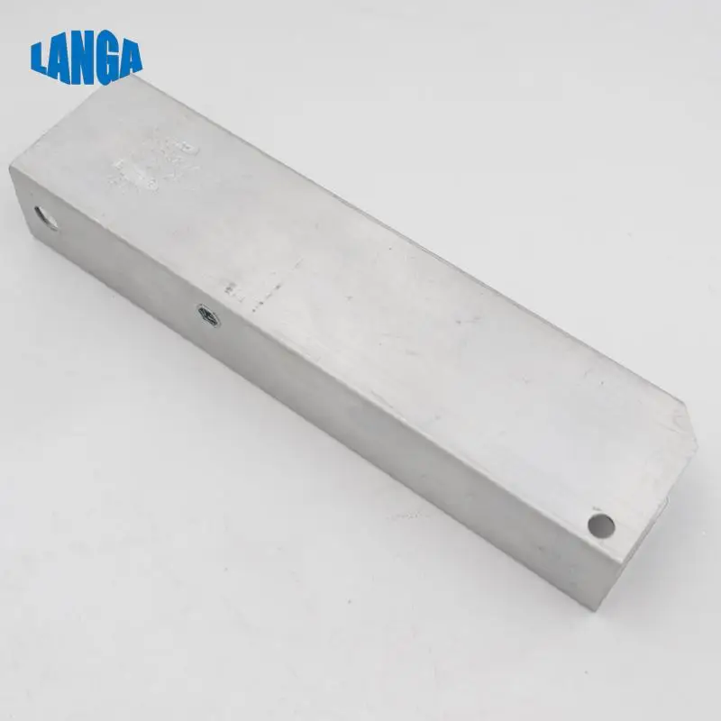 Передний пассажирский боковой Нижний Бампер для BMW 5 серии F07 F10 F11 OEM: 51117158874