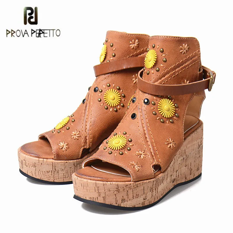 

Prova Perfetto 2018 New Women Peep Toe Summer Boots Rivets Gladiator Sandals Wedge Shoes Woman Platform Pumps Sandal Wedges