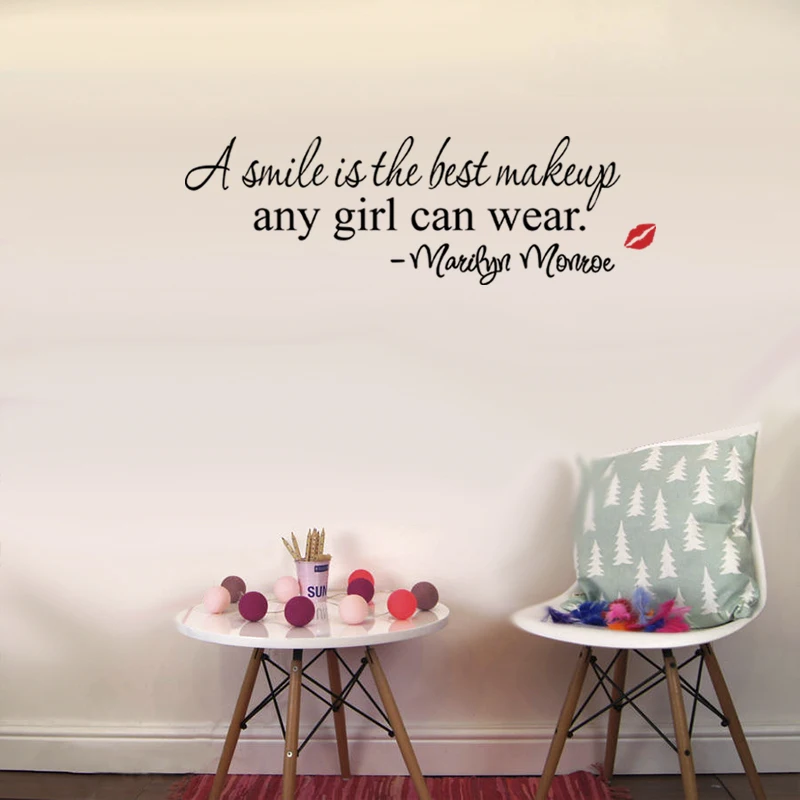 A Smile Is The Best Makeup Marilyn Monroe Quotes Wall Stickers Girls Room Decorations Vinyl Home Decor DIY Mural Wall Art Decals