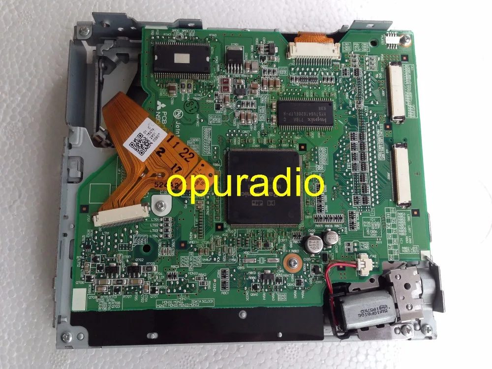 Mitsubishi single DVD mech for Mercedes BMW two small (2)