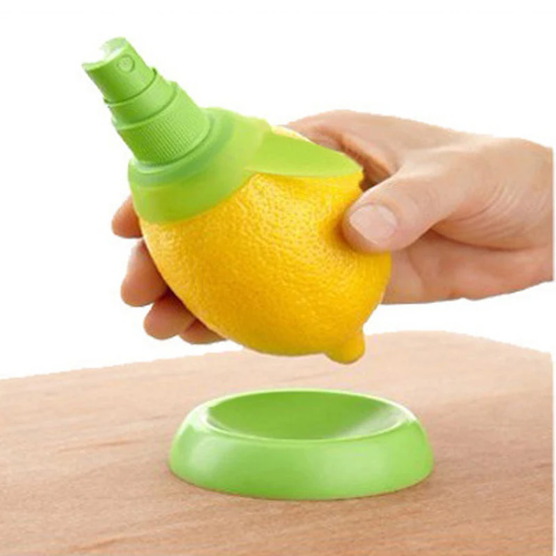 

2pcs/Set Lemon Sprayer kitchen Gadgets Orange Juice Citrus Spray Manual Fruit Juicer Lemon Squeezer Kitchen Tools