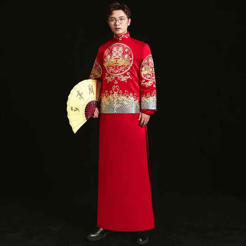 Жених Винтаж Свободные Cheongsam Традиционный китайский свадебное платье красный сатиновое платье-Ципао Вышивка Дракон костюм Vestido Oriental мужские