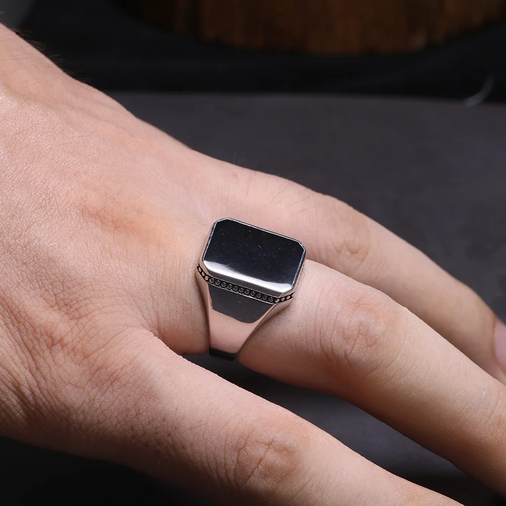 Настоящее твердое 925 пробы Серебряное кольцо простое для мужчин имитированное черным камнем квадратное плоское полированное турецкое ювелирное изделие на Ближнем Востоке