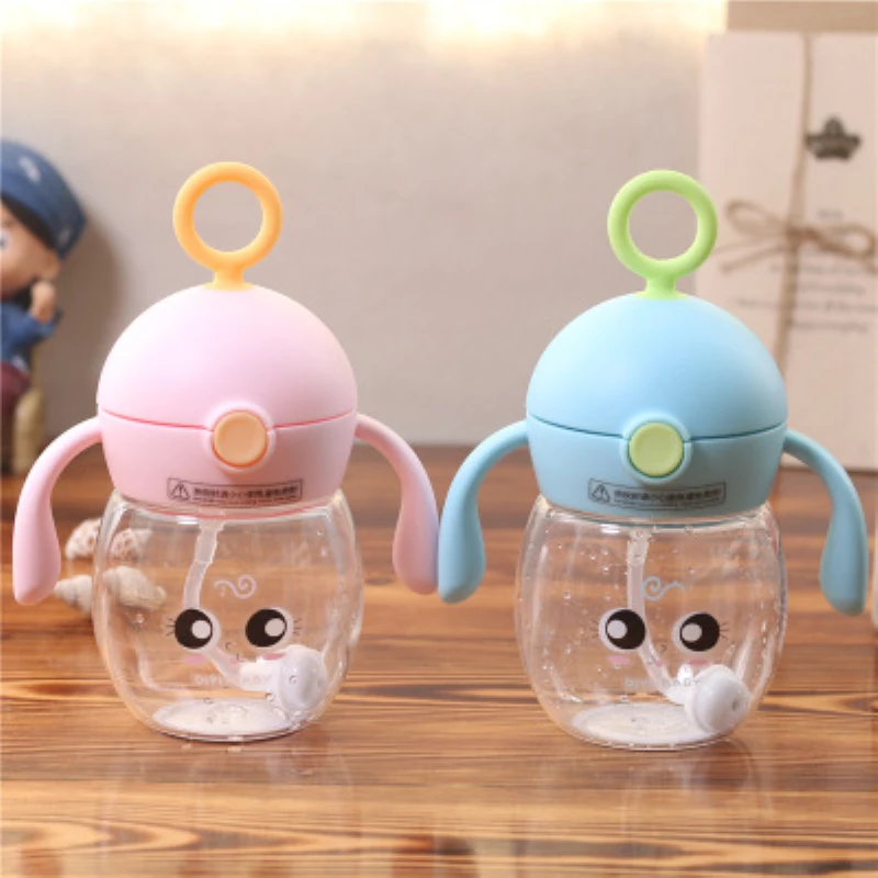 

Cartoon Water Bottle With Straw Handgrip Eco-friendly High Quality School Portable Kids Training Drinking Tritan Water Bottle