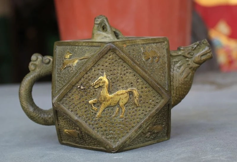 

Marked Chinese bronze Gilt 12 Zodiac year Animal Statue Teapot tea set flagon