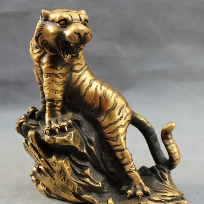 

8" Chinese Bronze Folk Year Zodiac Wealth Wild Tiger Statue Animals Sculpture