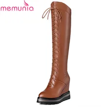 MEMUNIA/ г.; обувь из натуральной кожи наивысшего качества; женские короткие плюшевые сапоги до колена с круглым носком; сезон осень-зима; обувь на танкетке на платформе