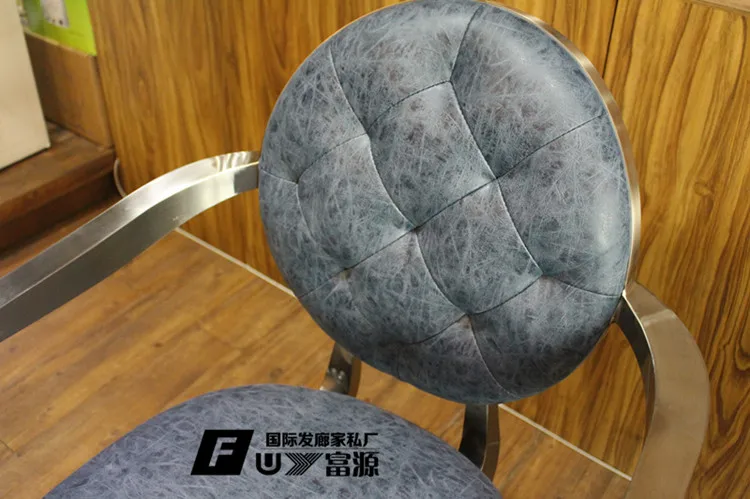 Hairdressing chair. Barber chair. European high-grade hairdressing The new chair lift