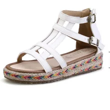 Im sommer 2017 der neuen Böhmischen frauen sandalen mit flache flache schuhe mit weiße schuhe Rom
