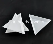 DoreenBeads 20 White Plastic Triangular Sorting Trays 64x73x10mm (B09156)