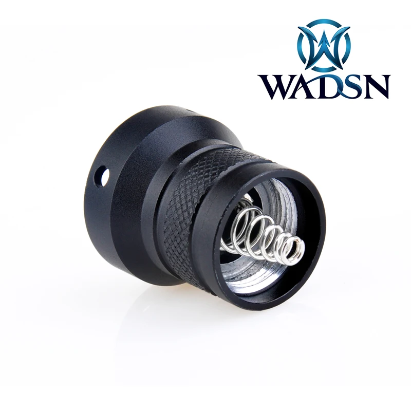

WADSN Airsoft M300 M600 Series Weapon Light Constant / Strobe Controller Tailcap Scout Light Tail Switch Finger Button WNE04041