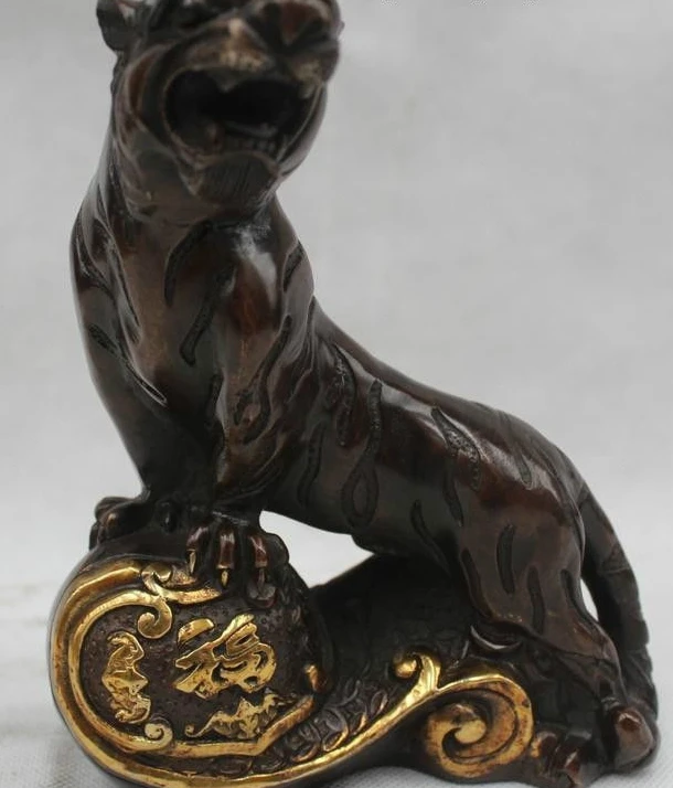 

7"China Folk Feng Shui Copper Gild Ferocious Zodiac Year Tiger Statue Sculpture