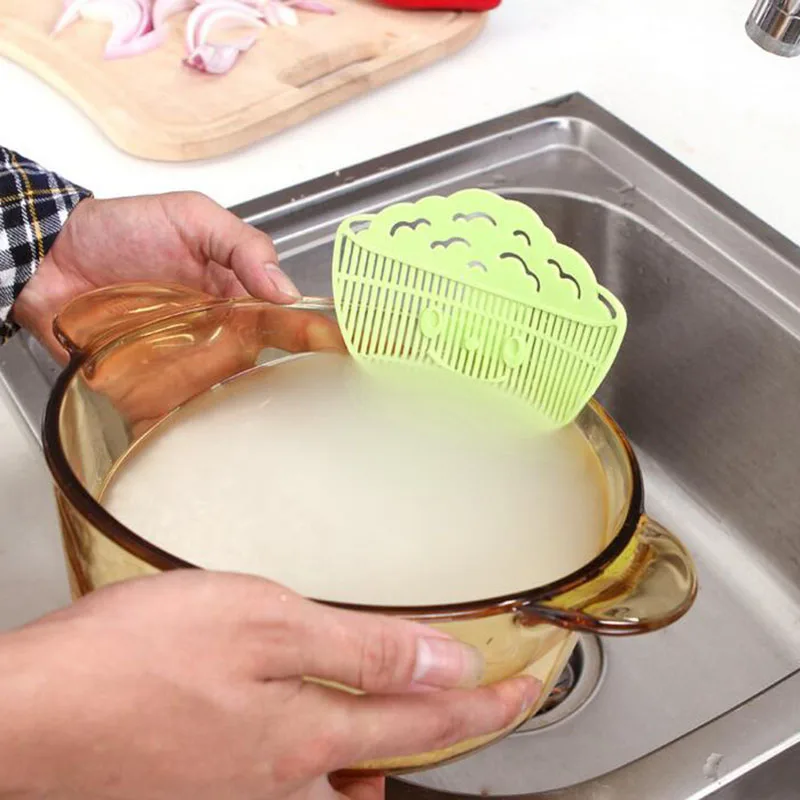 Keythemelife-1PC-Durable-Clean-Smile-Rice-Strainer-Sieve-Beans-Peas-Cleaning-Gadget-Strainer-for-Kitchen-Clips (3)