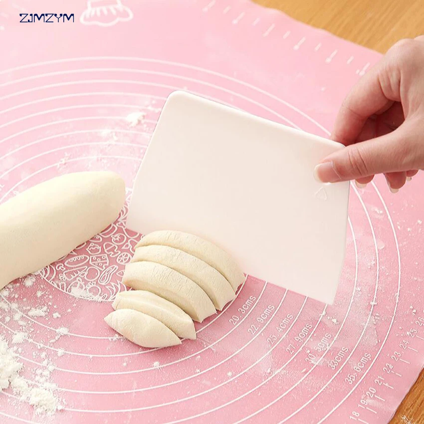 

1pc Pastry Cutters Trapezoidal Baking & Pastry Tools Plastic Scraper Scraping Board Butter Plastic Scraping Board Dough Cutting