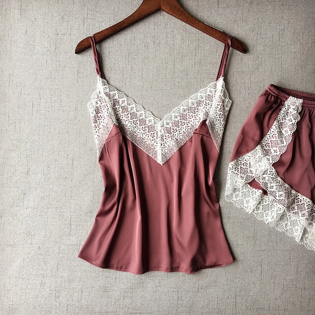 Women Pyjamas Suit Sexy Loose Pajamas Set Lace V-Neck Sleep Set 2PCS Sleepwear Strap Shirt Charming New Design Nightwear M-XL